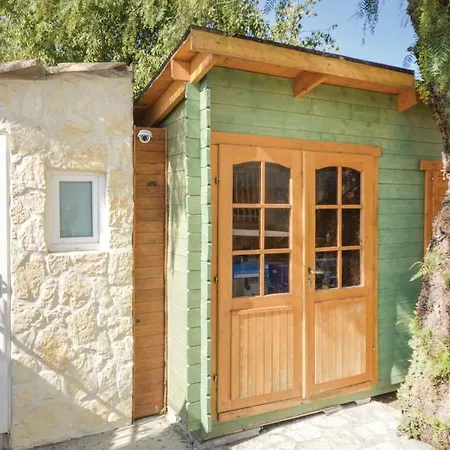 Three-bedroom Holiday In Feriehus *