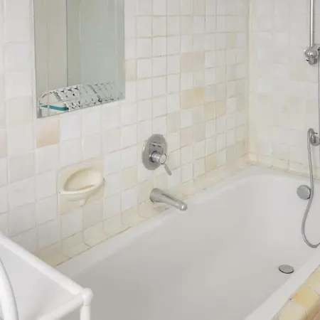 Three-bedroom Holiday In Feriehus *
